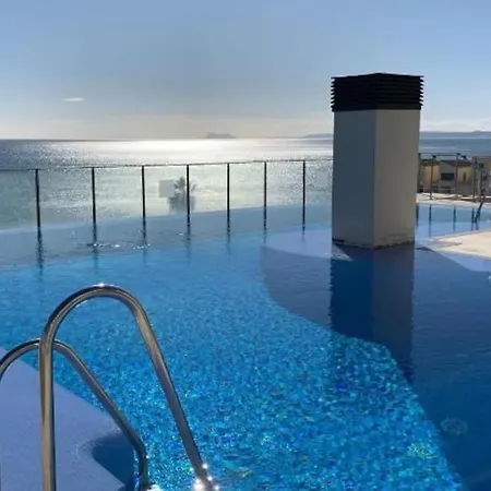 Cosmo Apartamento Cerca De La Playa,estepona 호텔 *