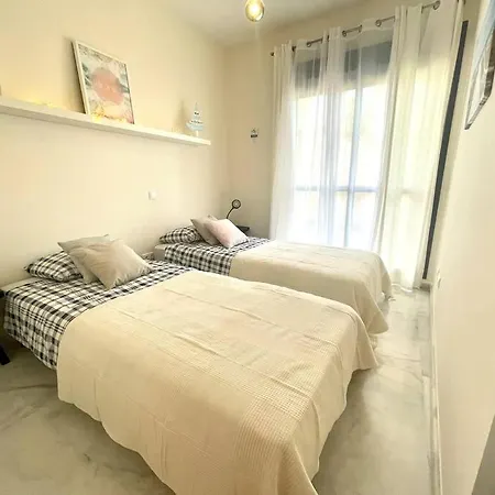 호텔 Cosmo Apartamento Cerca De La Playa,estepona