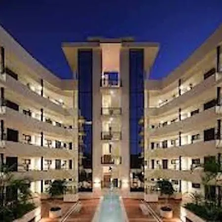 Cosmo Apartamento Cerca De La Playa,estepona Otel